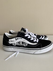 Vans Old Skool Junior Lace Up Ex-Display Trainers UK 5.5