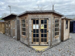 8x8 Corner Pent Summerhouse (Ex-Display)