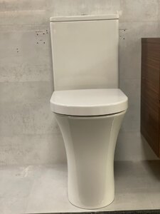 R2 Radar Ex-Display Comfort Height Fully Enclosed Close Coupled WC