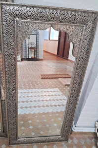 White Metal Moroccan Arched Mirror Ex-Display - 60 x H120cm
