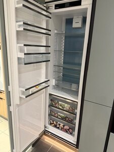 Liebherr IRBdi 5150-20 Integrated Larder Fridge - Ex-Display