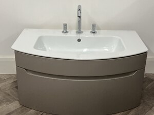 GSI 3-Hole Curved 2-Drawer Vanity Unit with Taupe Grey Basin and Hansgrohe Tap