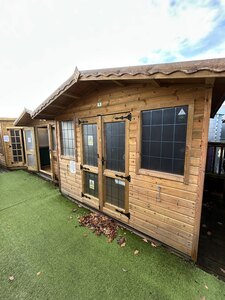10x8 Apex Traditional Summerhouse (Ex-Display)