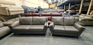 Ex-Display Fellini Grey Leather 3+2 Seater Sofa Suite