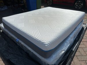 Ex-Display Tempur Cloud Double Soft Rating 135x190x25cm