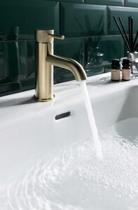Ex-Display JTP VOS Single Lever Basin Mixer in Brushed Brass