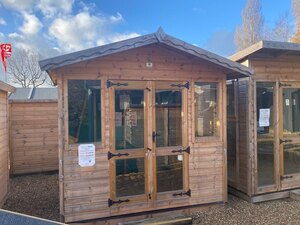 8x6 Traditional Summerhouse (Ex-Display)