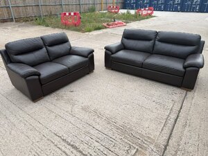 DFS Ex-Display Leather Sofa Set – 3 & 2 Seater – Dark Brown