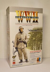 Ex-Display 1/6 Scale Dragon WWII German Werner White Version 70110 Action Figure