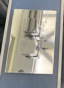 Bristan Dual Control Concealed Mixer Shower with Oval Bow Rail Kit Ex-Display